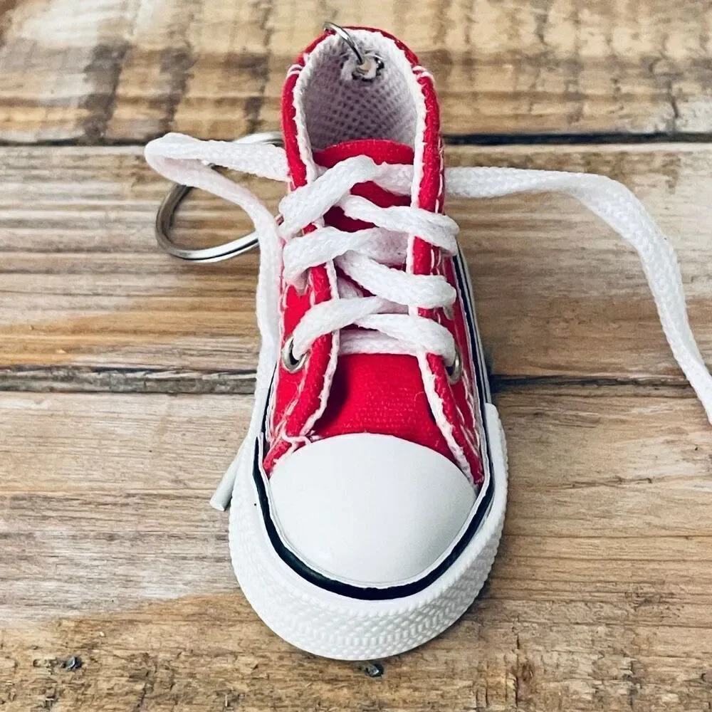 NWT  Gorgeous Red Sneaker Key holder Keyring Keychain